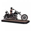 DC Comics Gotham City Garage Catwoman Statue                